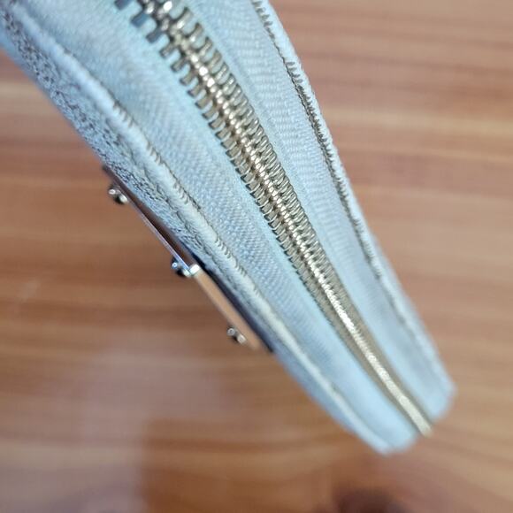 Michael Kors Jet Set Signature Zip Around Bifold Wallet Tan/Cream 8 Card Slots - Picture 10 of 13